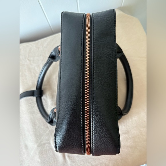 Matt & Nat Taha Satchel Bag Black Rose Gold - Picture 9 of 11